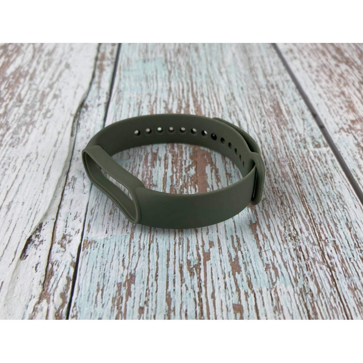 

Ремешок на фитнес браслет Xiaomi Mi band M5/М6 № 24