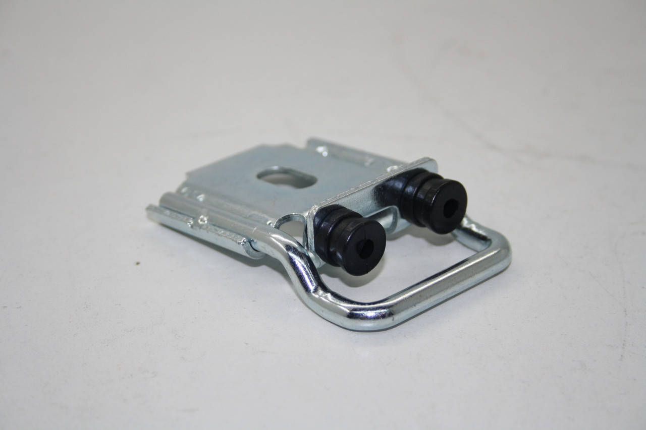 

Скоба замка задней левой двери на Рено Мастер — AUTOTECHTEILE (Германия) 505 0092