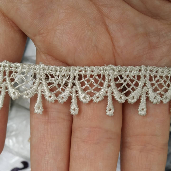 

Кружево (13.5м)