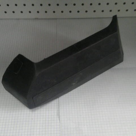 

Накладка бампера боковая правая ласта ВАЗ 2103 2106