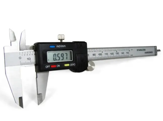 

Штангенциркуль Digital Caliper цифровой электронный с LCD 150 мм в футляре