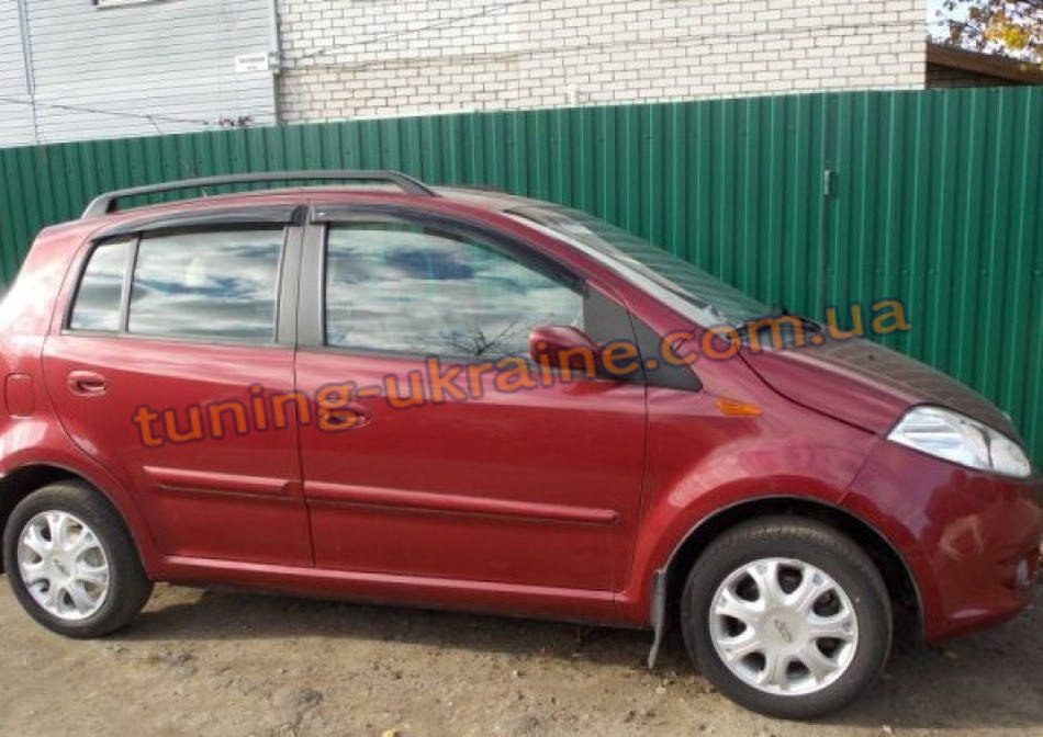 

Дефлекторы окон (ветровики) COBRA-Tuning на CHERY KIMO A1/DR2 2006-2015