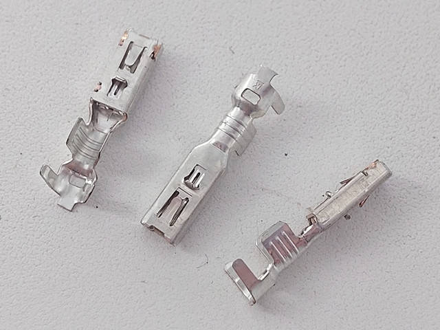 

Клемма 4,3 pin /
