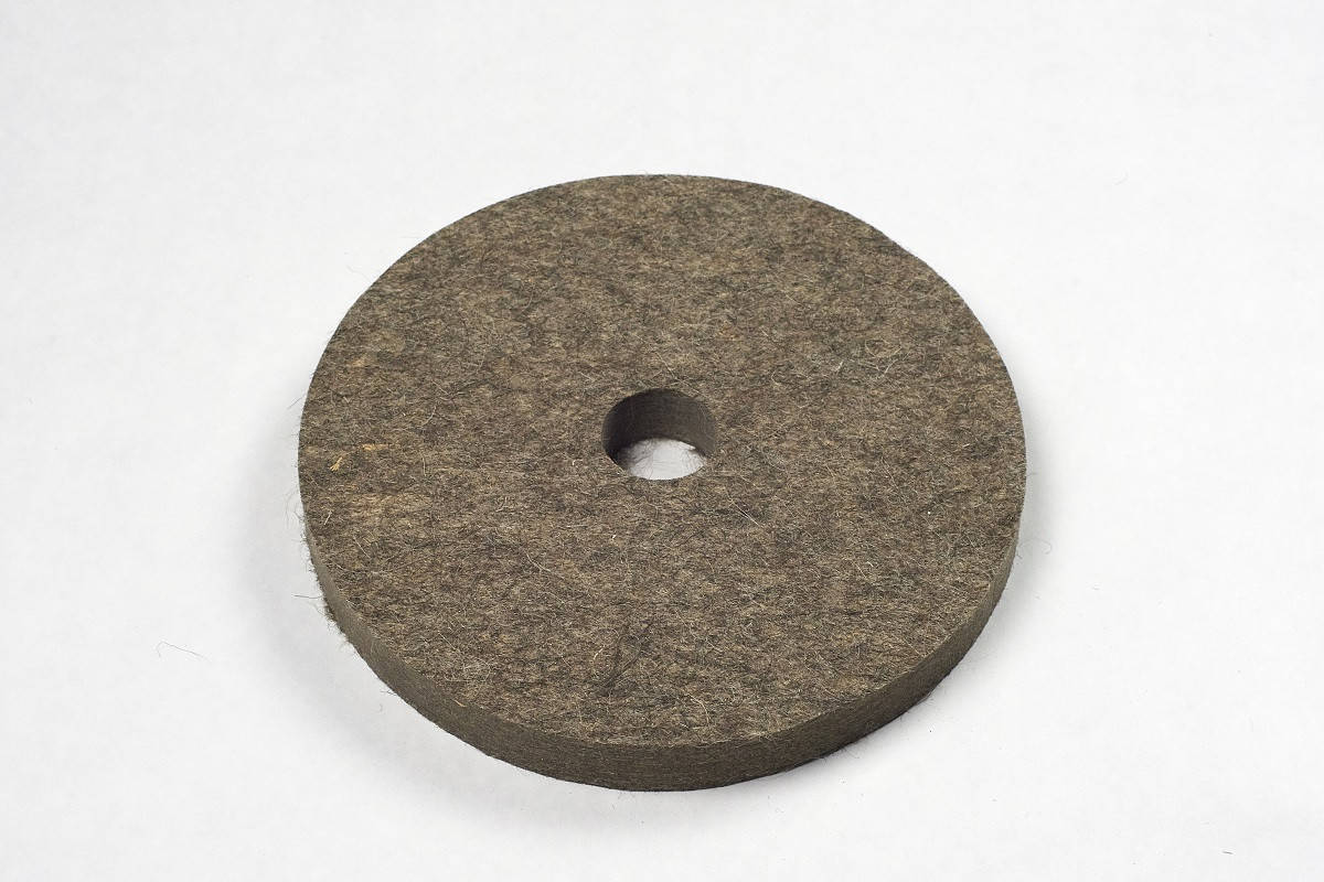 

Круг войлочный мягкий а.т.т. 200 х 25 х 32 мм (6396005)