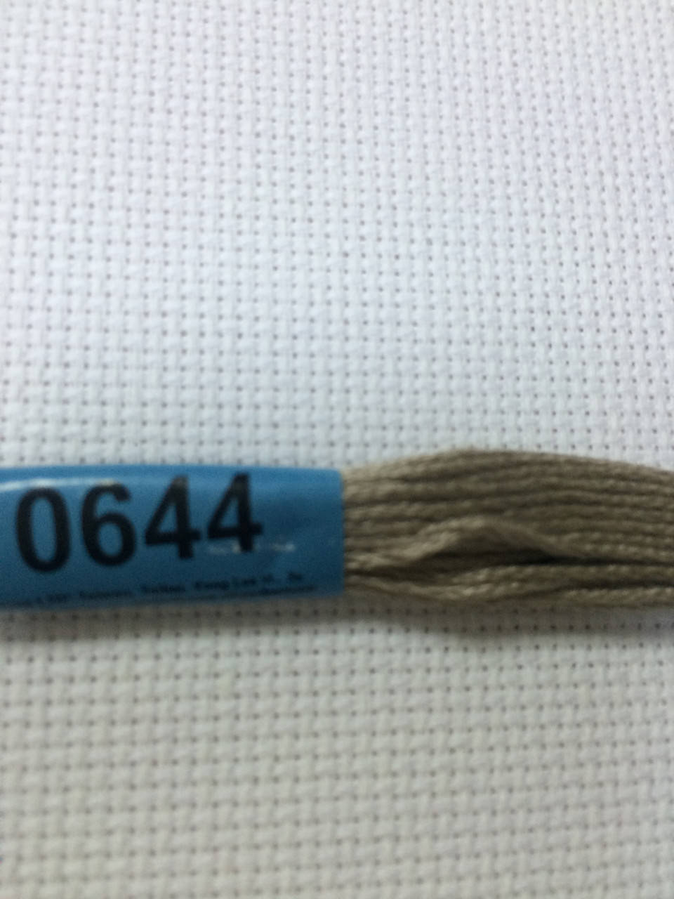 

Вышивальные нитки Мулине Гамма 0644, Серый