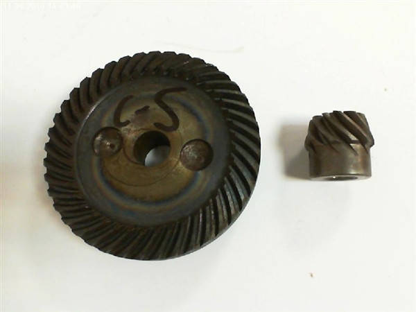 

Редукторная пара Sparky M850/M750E(170119) суперновая 152774