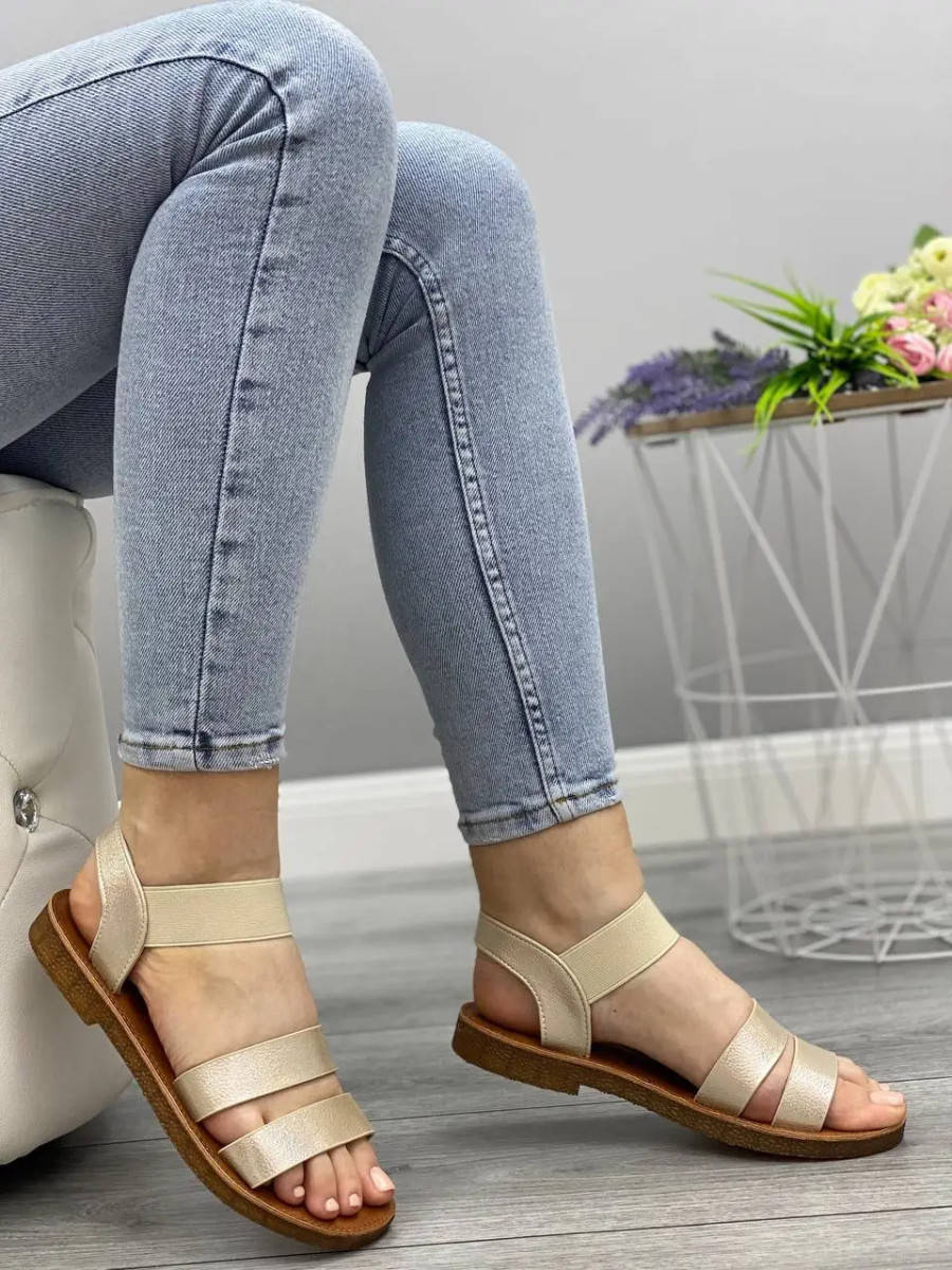 

Босоножки женские бежевые на плоской подошве | Сандалии на резинке летние из эко кожи 1619072775