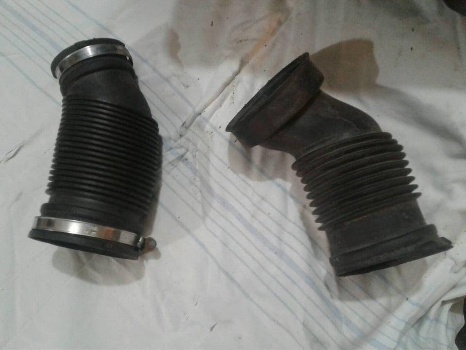 

Патрубок 55354056 \55355563 б/у для Опель Астра h ЗафіраА Б 1999-2014 Opel Zafira а b