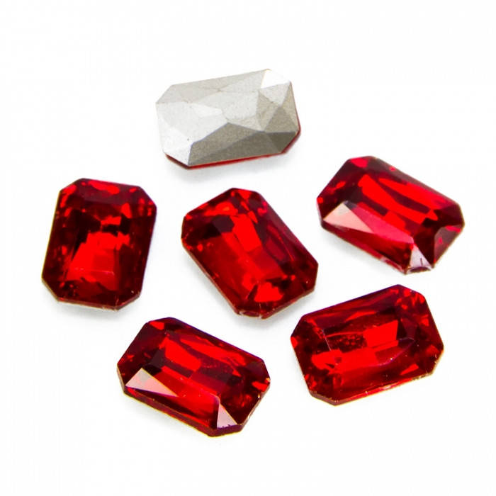 

Стразы-Кабошоны Риволи Monisto Стекло Граненые 14x10x5мм Цвет: Красный 10шт