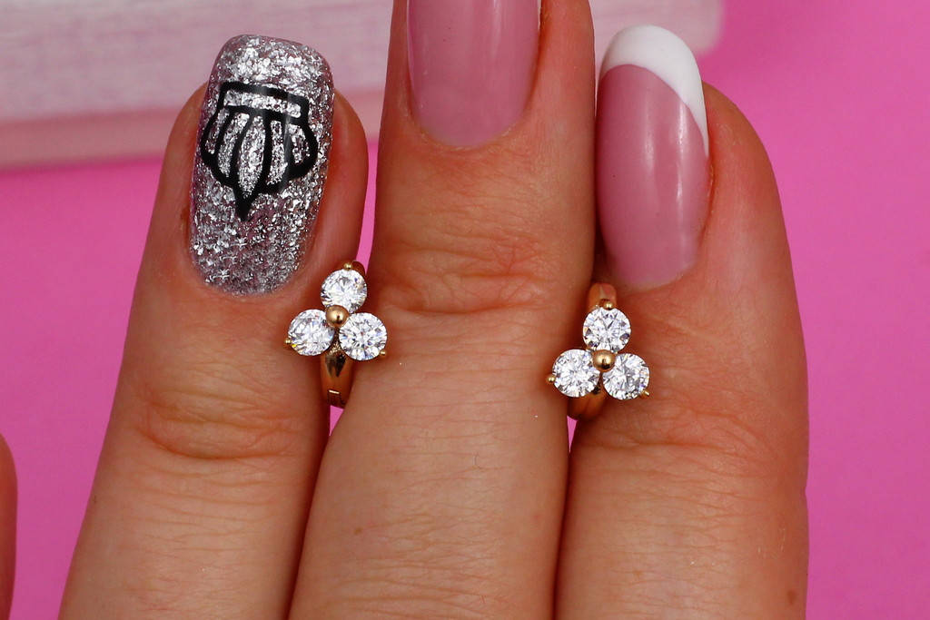 

Серьги детские Xuping Jewelry трехлистники 8 мм золотистые