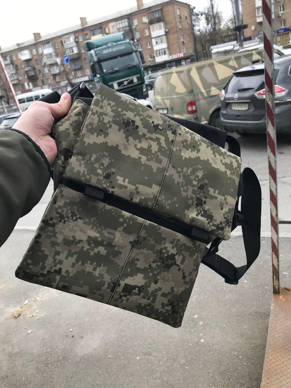 

Тактический мессенджер с кобурой на липучке Pixel