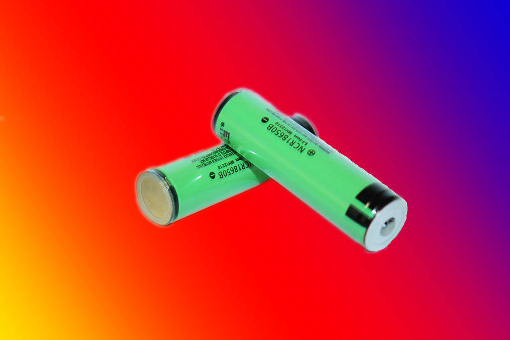 

Высококачественный аккумулятор Panasonic NCR18650B 3400mah 3.7V с защитой