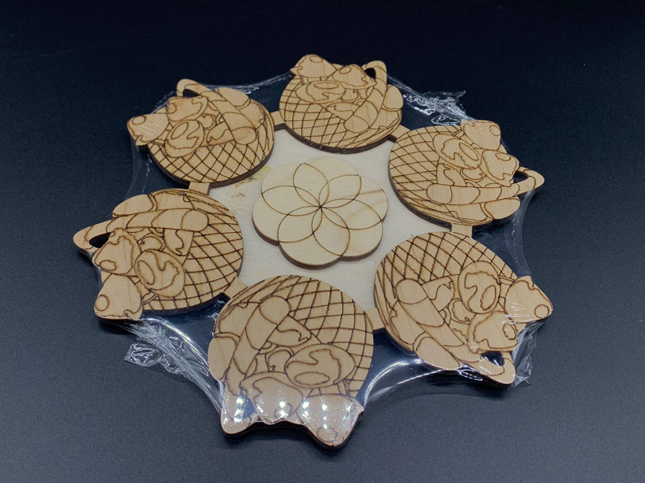 

Подставка под горячее. Дары леса. 17см