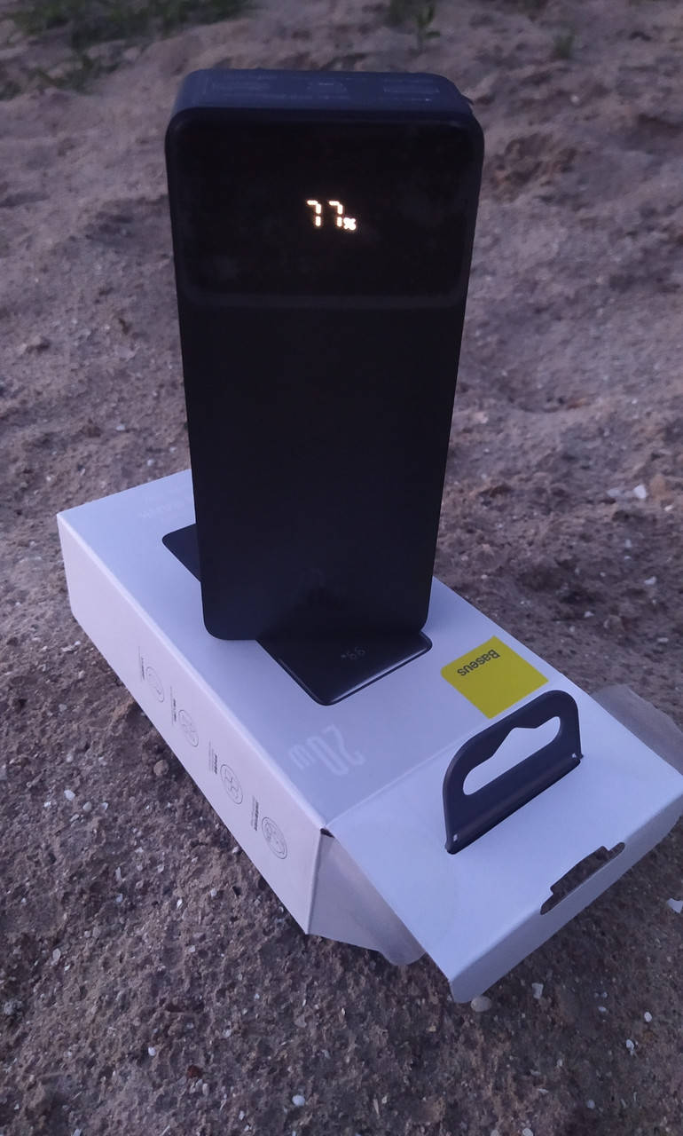 

Портативная батарея Baseus Digital Display Power bank 30000 Быстрая зарядка Q.C. 4.0. P.D. на вход/выход