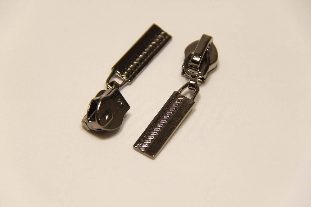 

Бегунок для молнии спираль №7 арт2 (30шт)