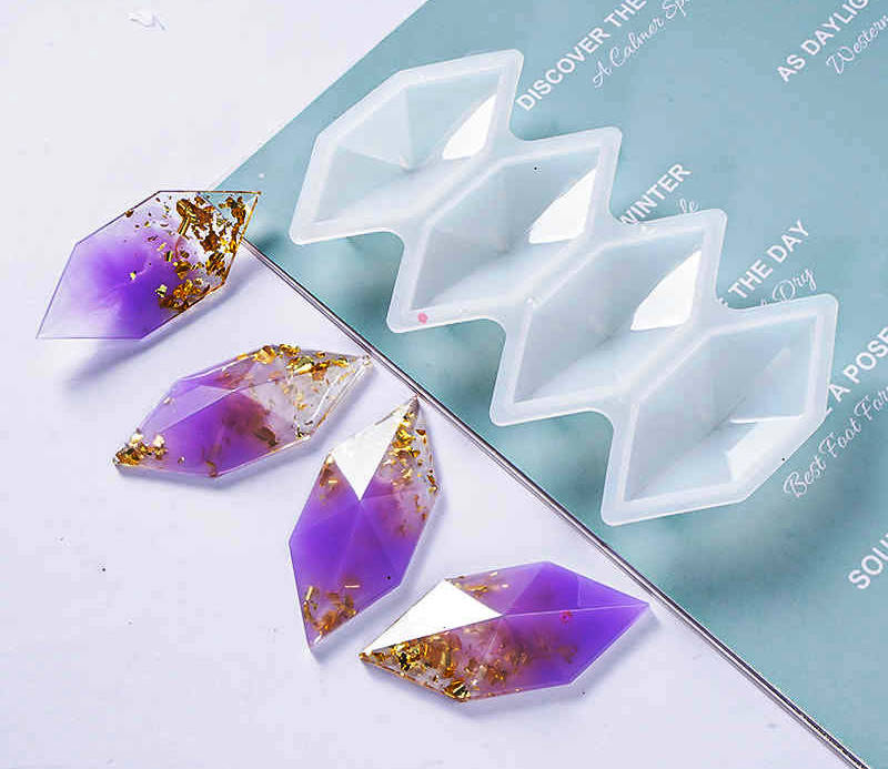 

Молд силиконовый Кристалы 4 шт 12,8х7х1,2 см форма для заливки