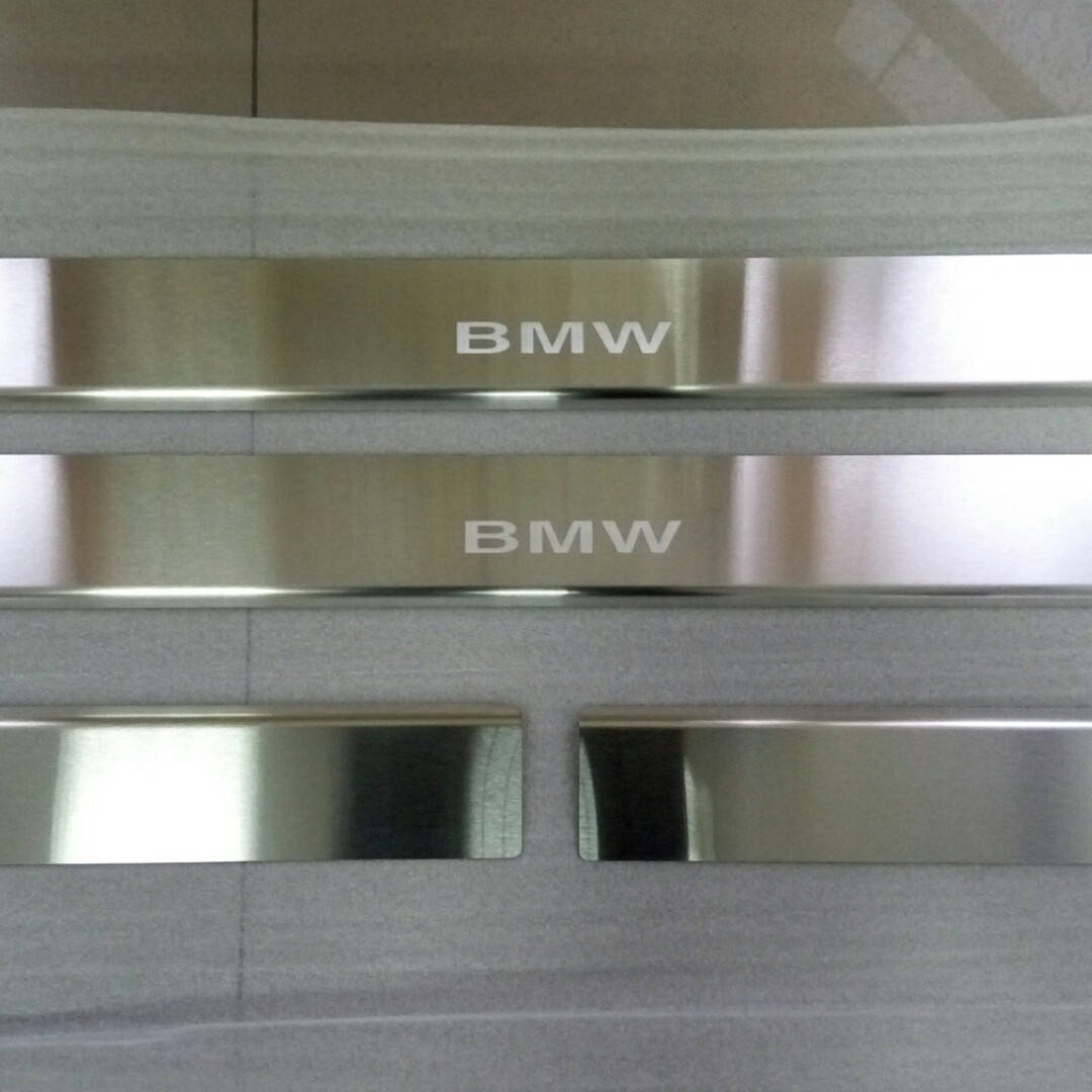 

Накладки на пороги BMW 5 E34 1988-1996 4шт. Standart