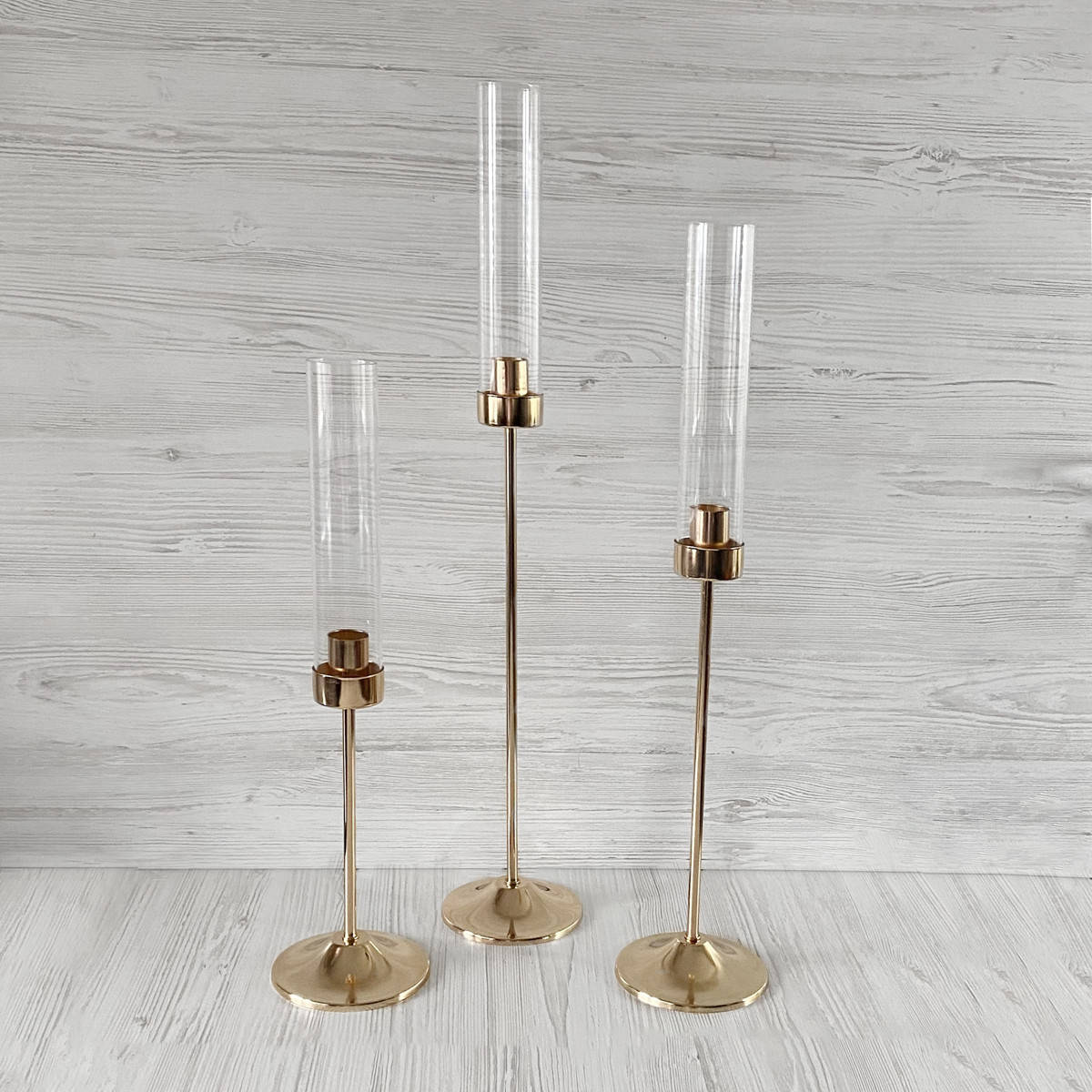 

Комплект металлических подсвечников со стеклянными колбами, Золотистый