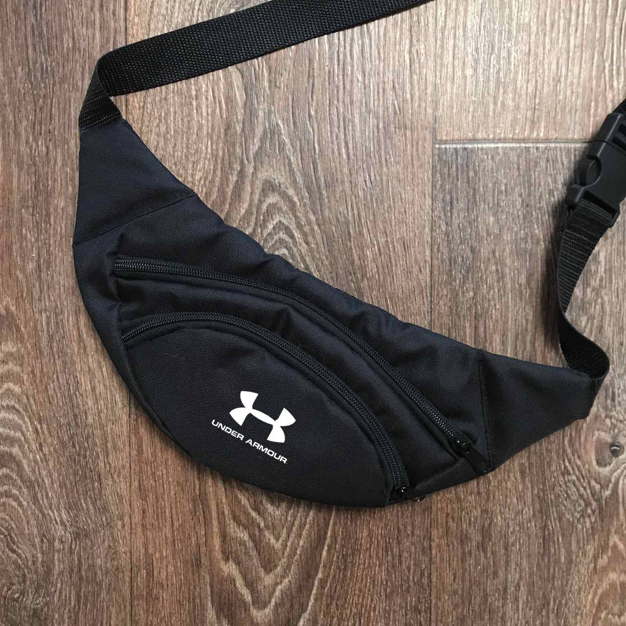 

Сумка на пояс Андер Армор (Under Armour), очень вместительная, черная, Черный