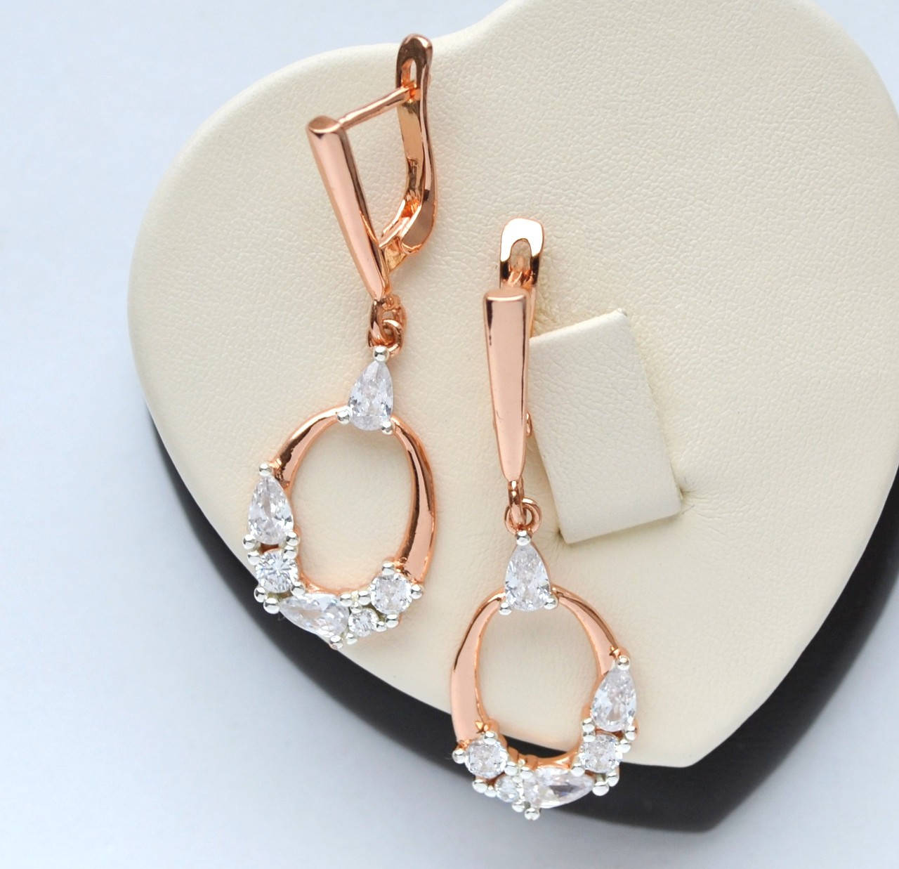 

Серьги с подвесками позолота 18к.