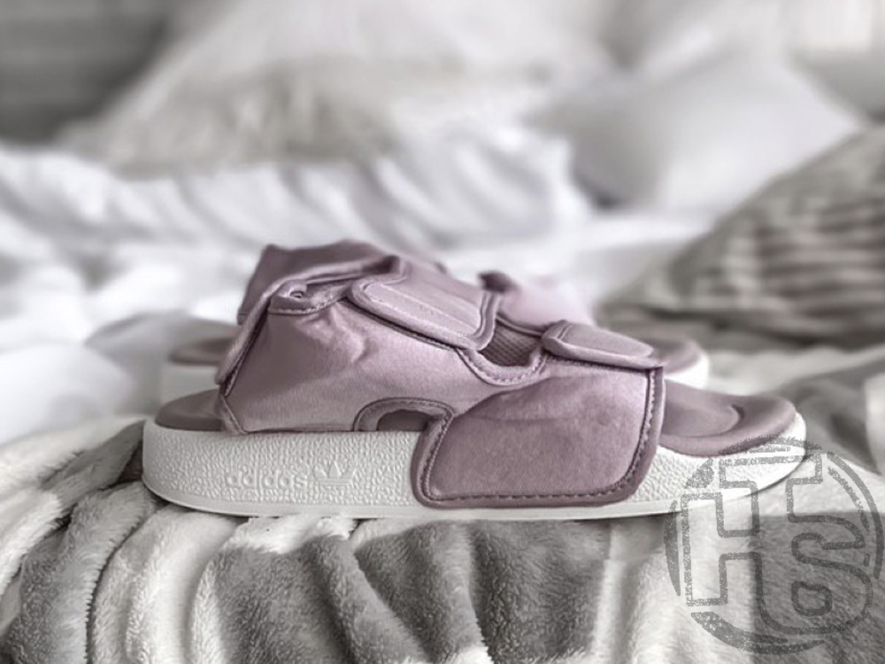 

Женские сандалии Adidas Original Adilette Sandal 3.0 Purple White EG5027