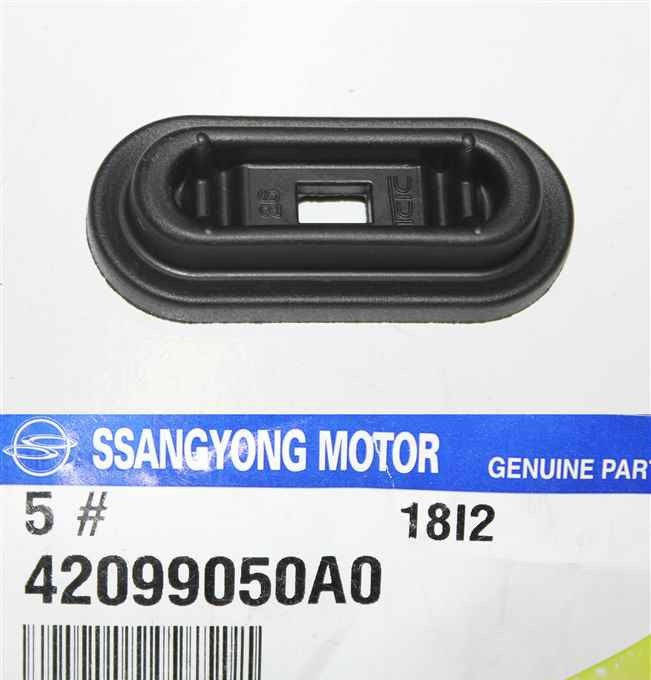 

Пыльник тяги ручного тормоза (пр-во SsangYong) 42099050A0