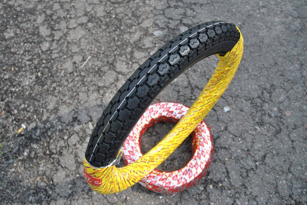 

Покрышка 3.00-18 Swallow S-202