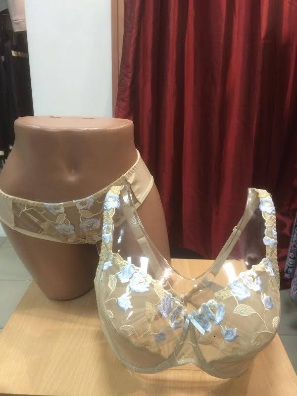 

Комплект женского нижнего белья для пышногрудых женщин ТМ Алюр. Бюстгальтер мягкая чашка и трусики слип 85H/XXL, Бежевый