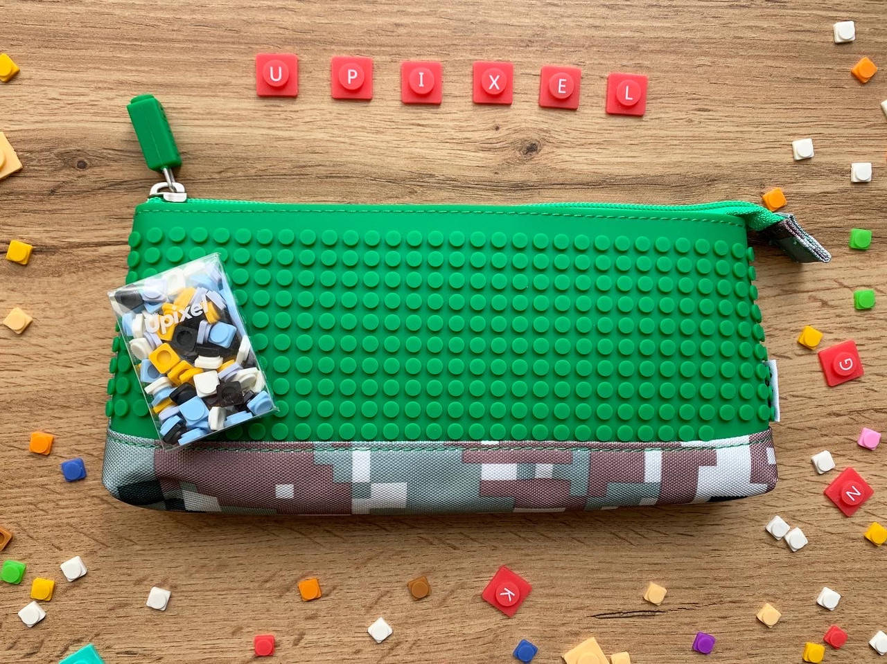 

Пенал Camouflage, зеленый - Upixel