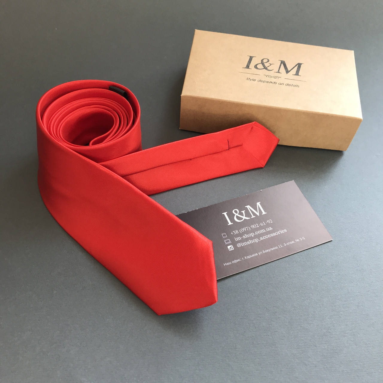 

Галстук I&M Craft узкий красный (020302)