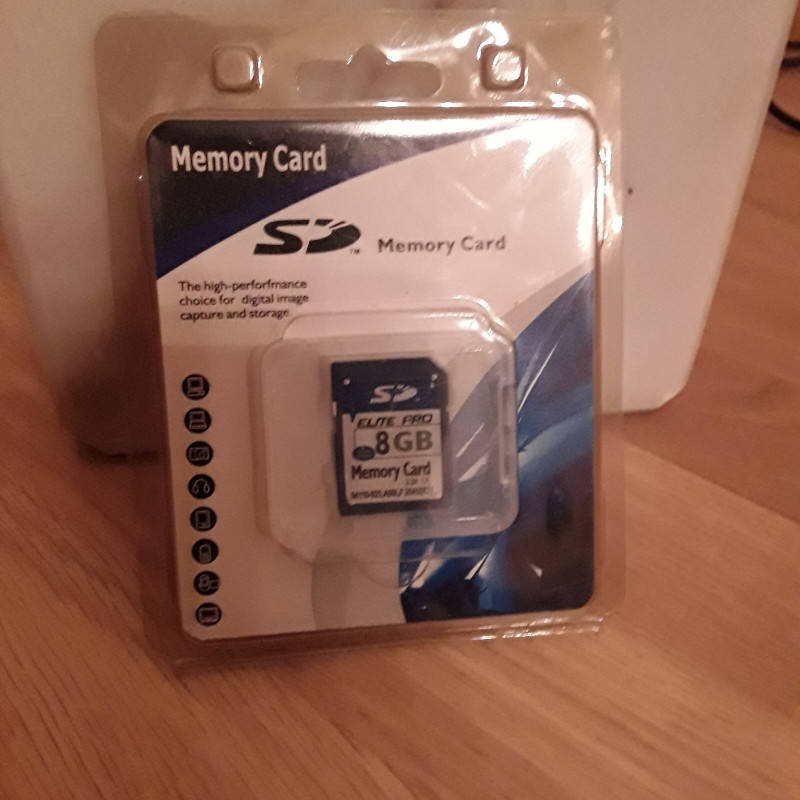 

Карта памяти SD Memory Card 8Gb