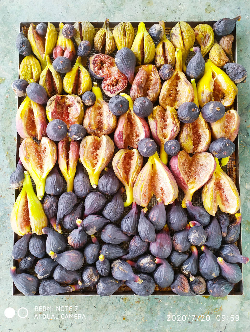 

Инжир вяленый