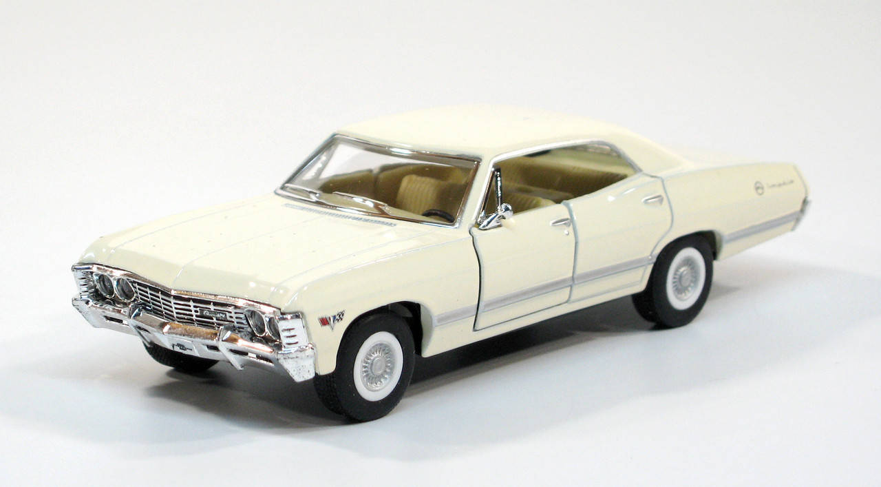 

Машина KINSMART металлическая KT5418W Chevrolet Impala 1967, 1:43