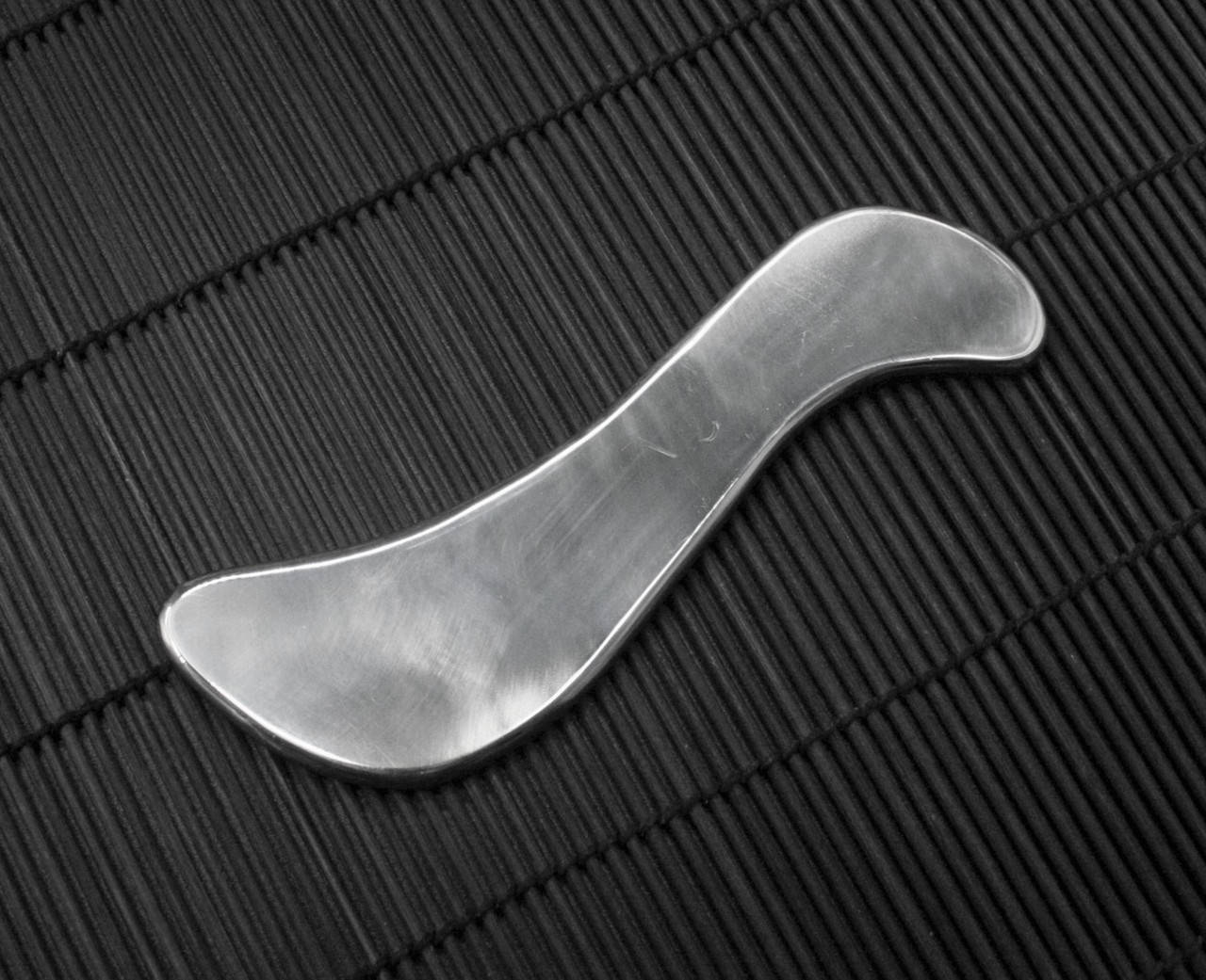 

Гуаша скребок нержавеющая сталь, волна.