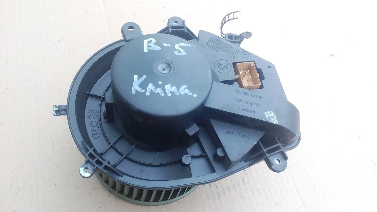 

Вентилятор печки Volkswagen Passat B-5, Audi A-4. Климатконтроль. 740221233F.
