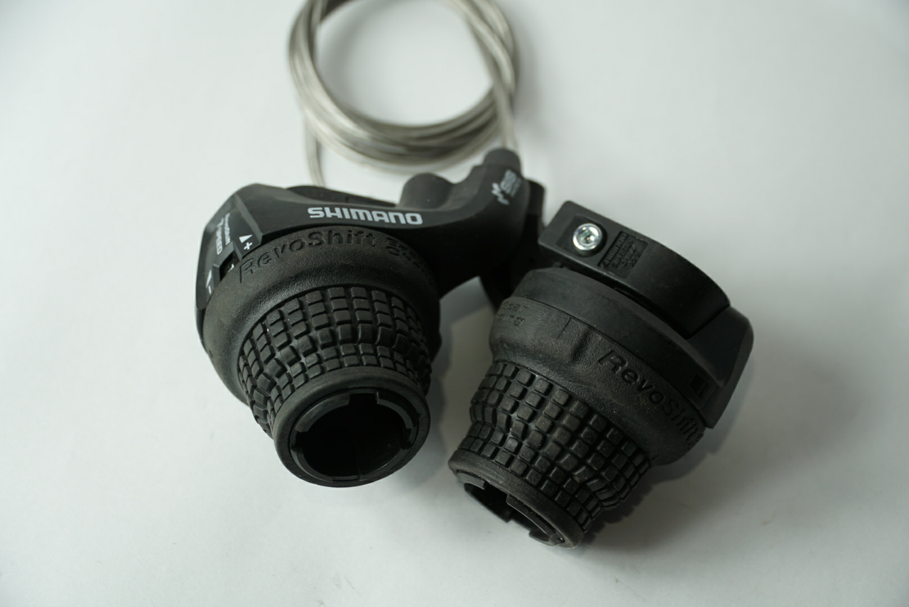 

Грипшифт Shimano SL-RS35 7 ск
