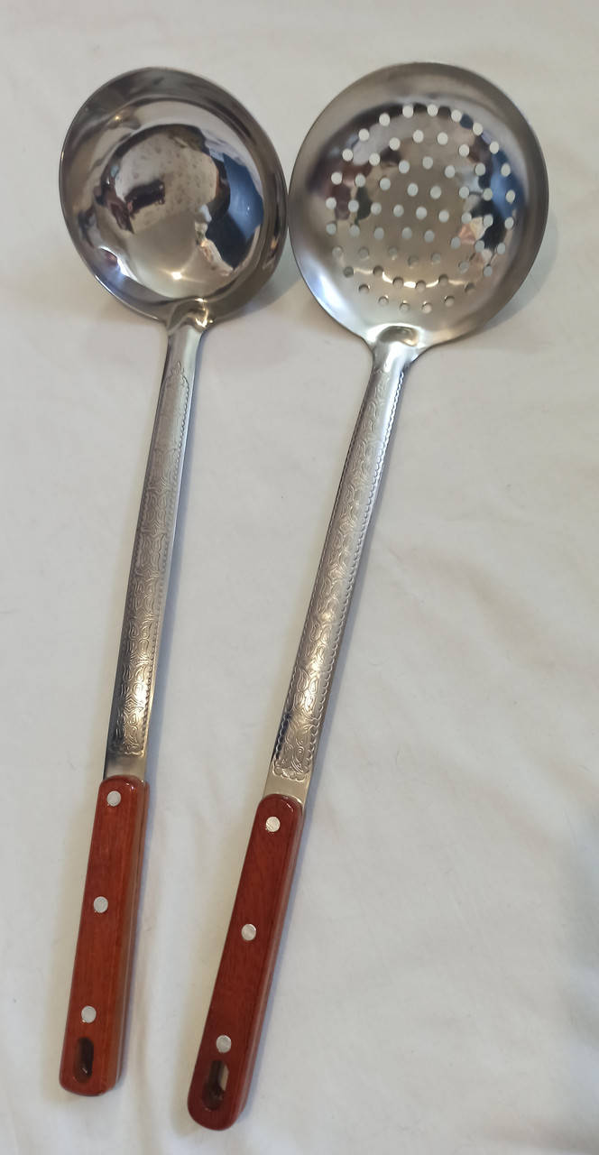 

Набор, шумовка глубокая и половник Узбекские. (092)