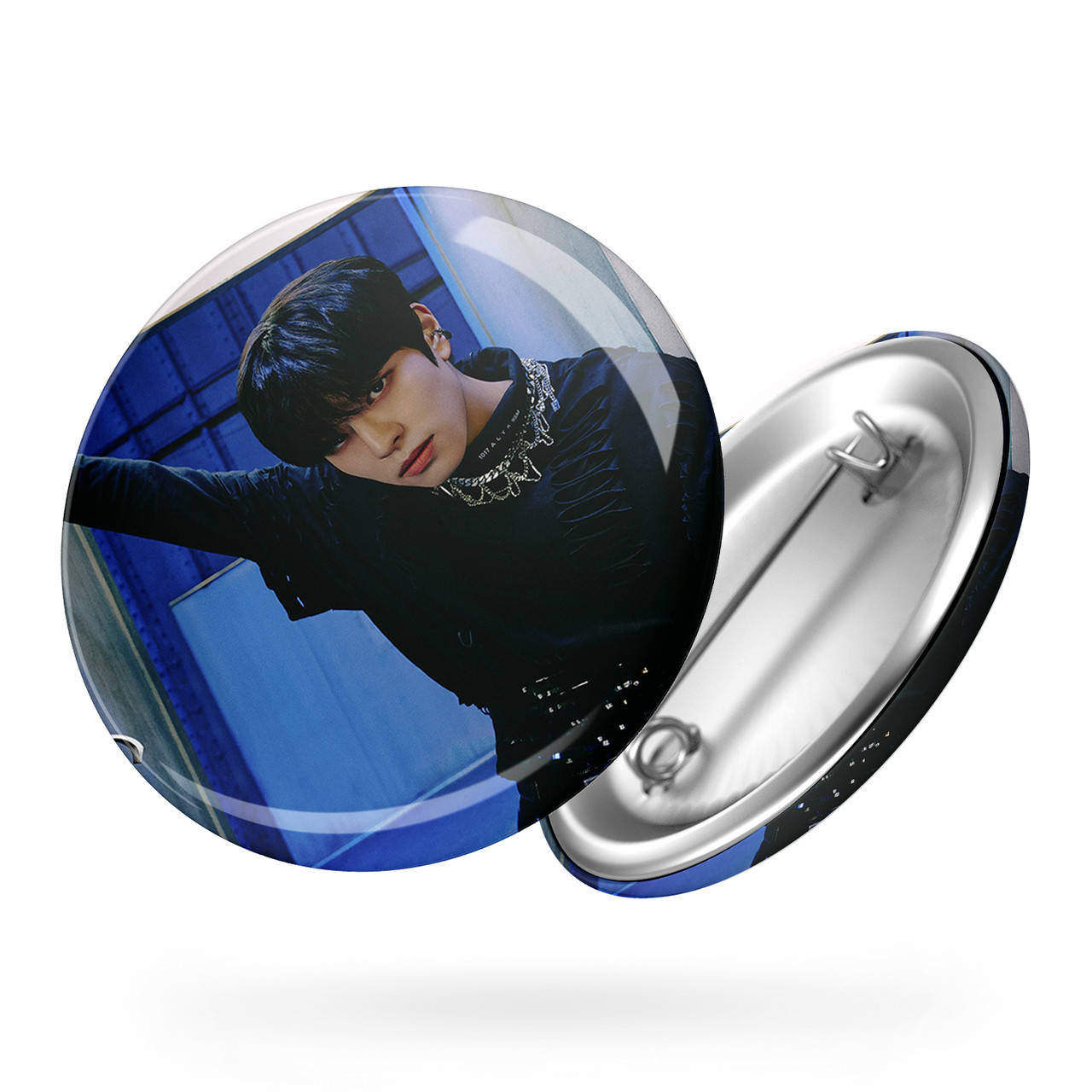 

Значок Stray Kids 55 Seungmin