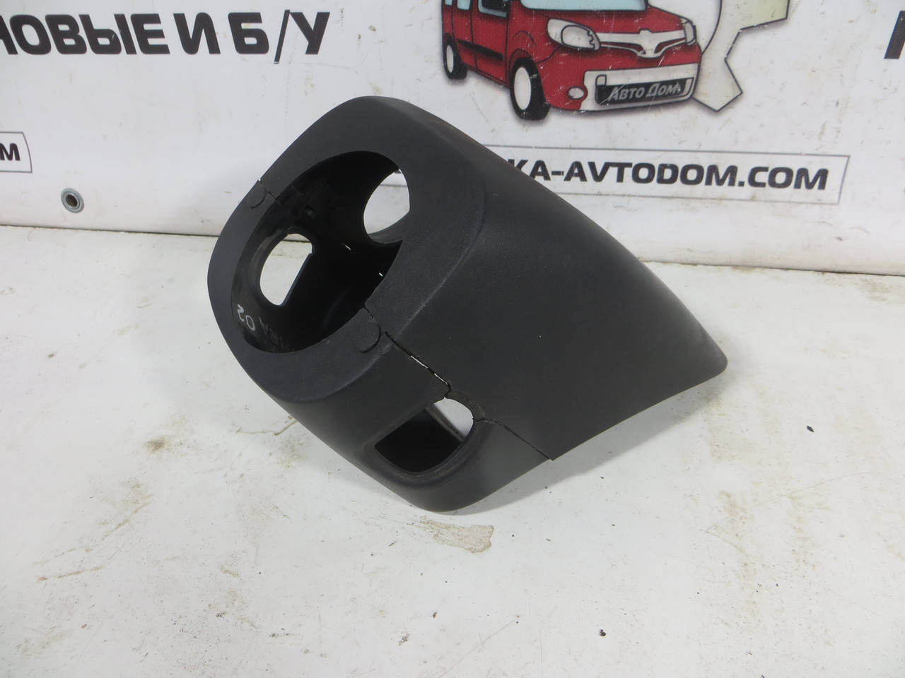

Кожух пластик рулевой колонки (в сборе) Opel Zafira A (1999-2005) OE:90581323