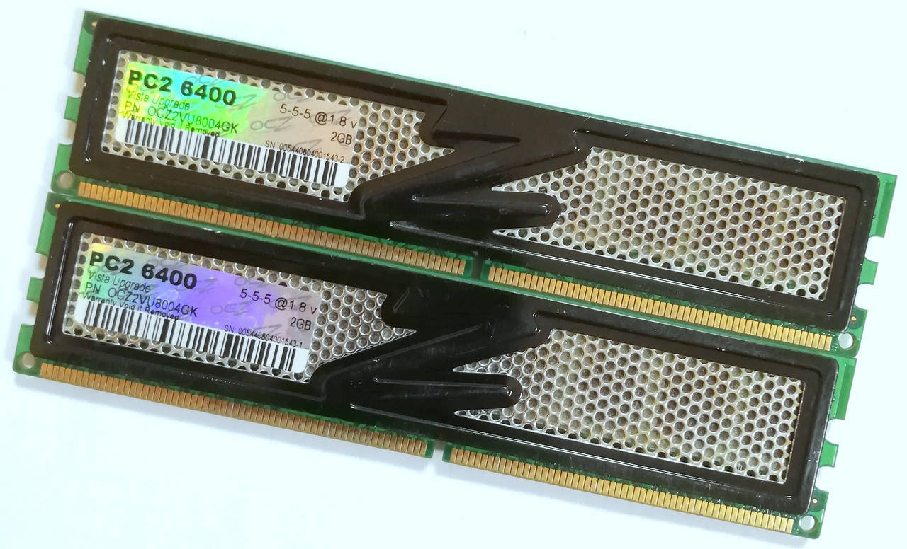 

Пара оперативной памяти OCZ Vista Upgrade DDR2 4Gb (2Gb+2Gb) 800MHz PC2 6400U CL5 (OCZ2VU8004GK) Б/У