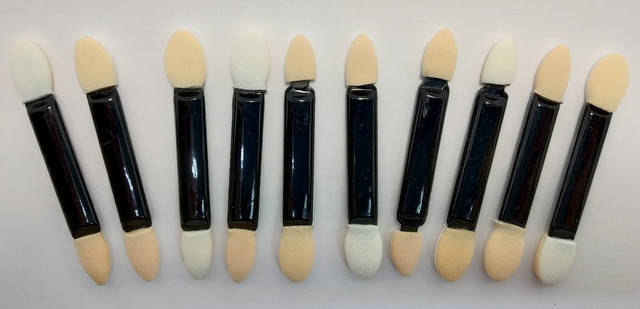 

Аппликатор для теней La Rosa двухсторонний 6 см 02 AP