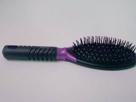 

Расчёска для волос массажная пластиковая овальная большая DAGG 23,5 см 2906, Фиолетовый