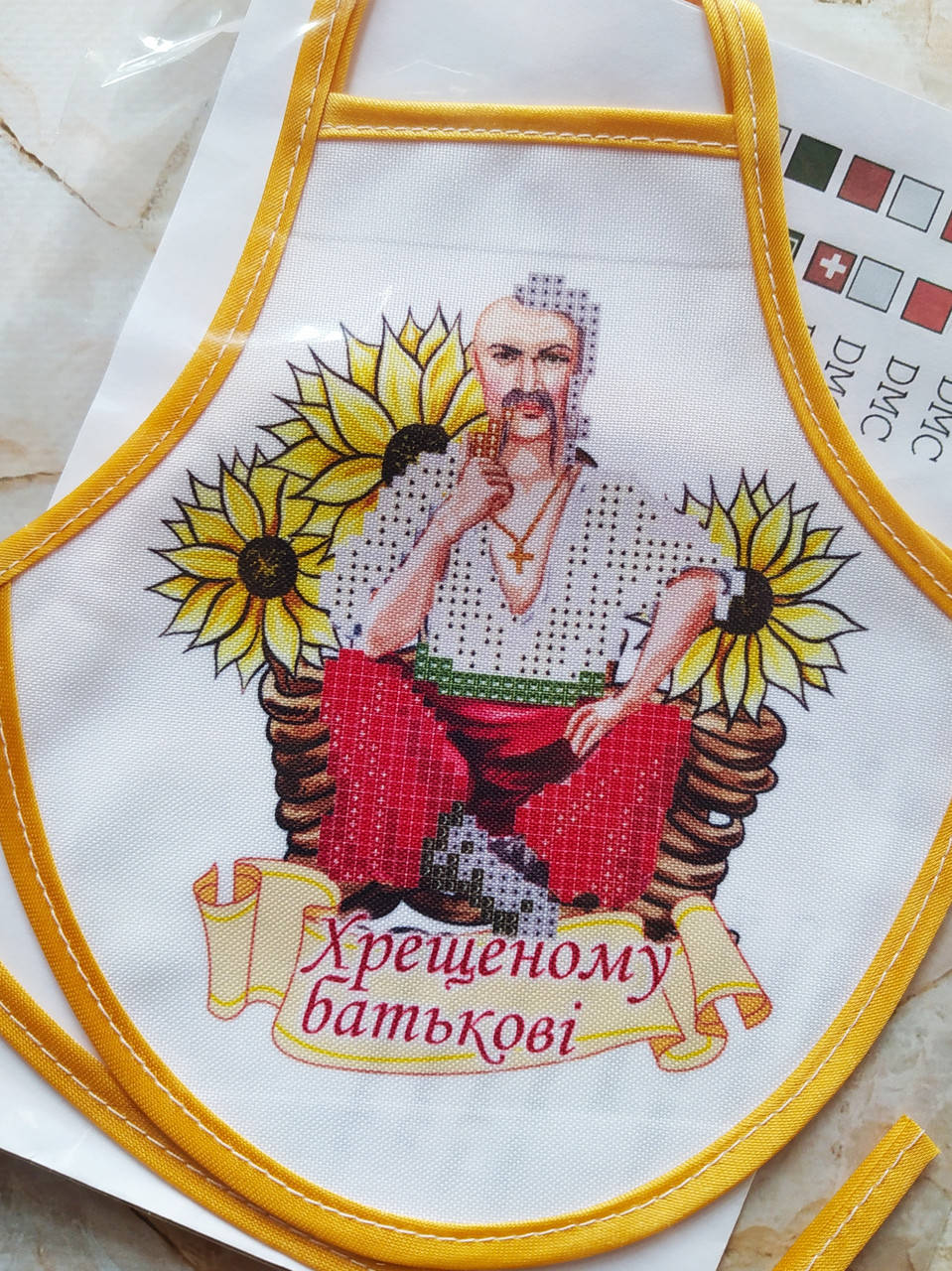 

Фартук на бутылку для вышивки бисером Крестному отцу