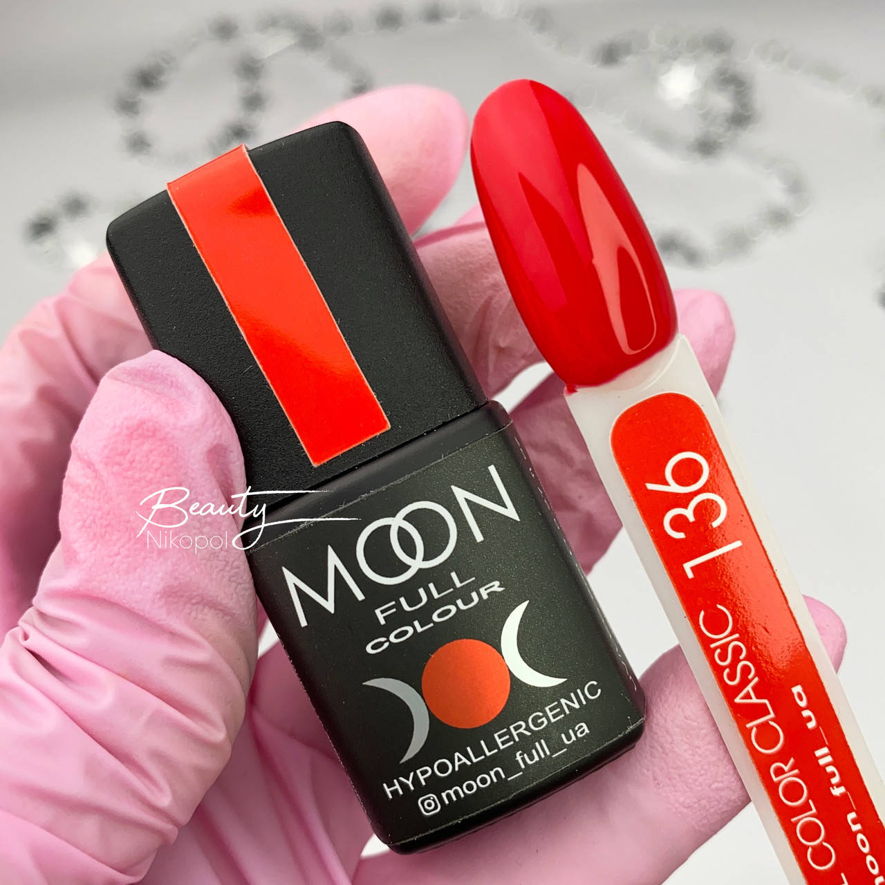 

Гель-лак Moon Full №136 огненно-красный, 8мл.