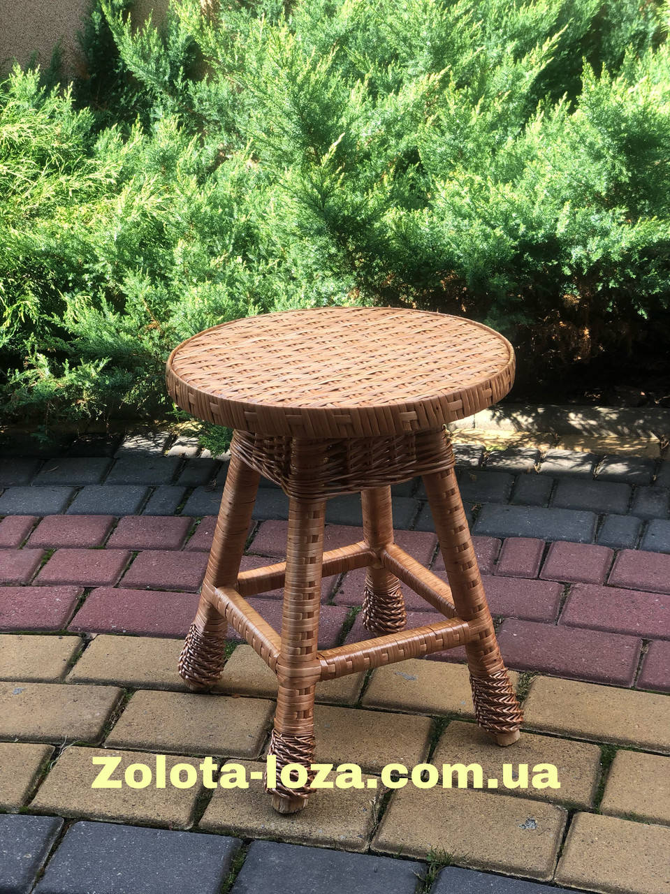 

Плетеная табуретка из лозы. Арт: 0776