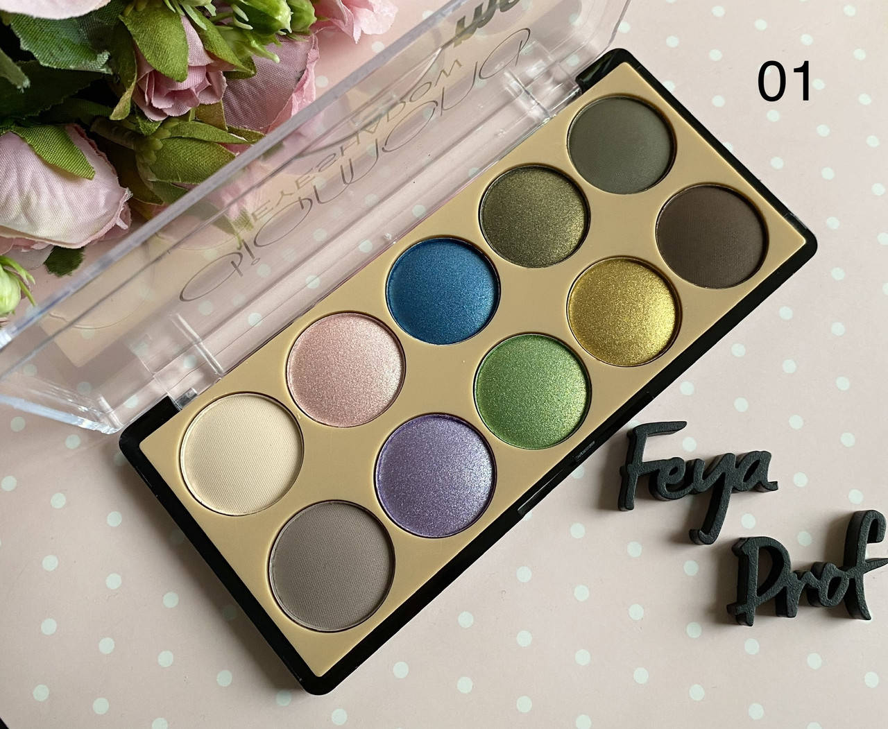 

Тени для век MERCI Diamond Eyeshadow #1 матовые и перламутровые, 10 цветов