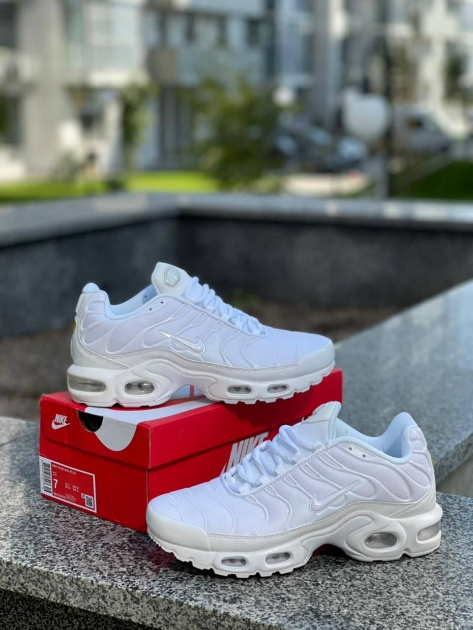 

Кроссовки NIKE TN AIR MAX PLUS 43, Белый