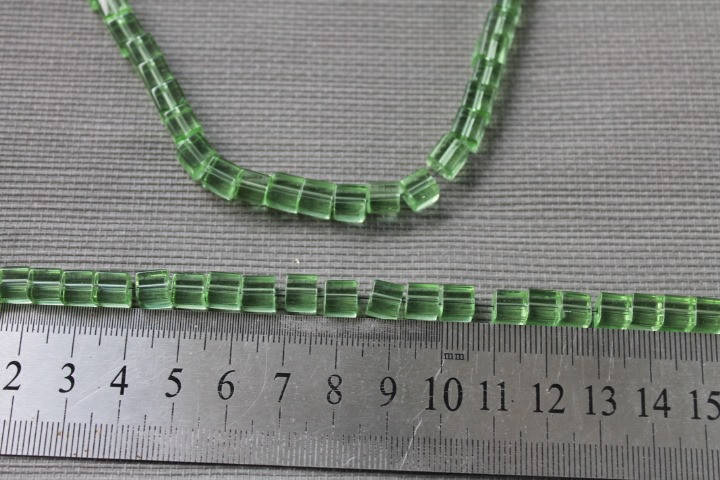 

Бусины стеклянная кубик, 6 мм, 25 шт