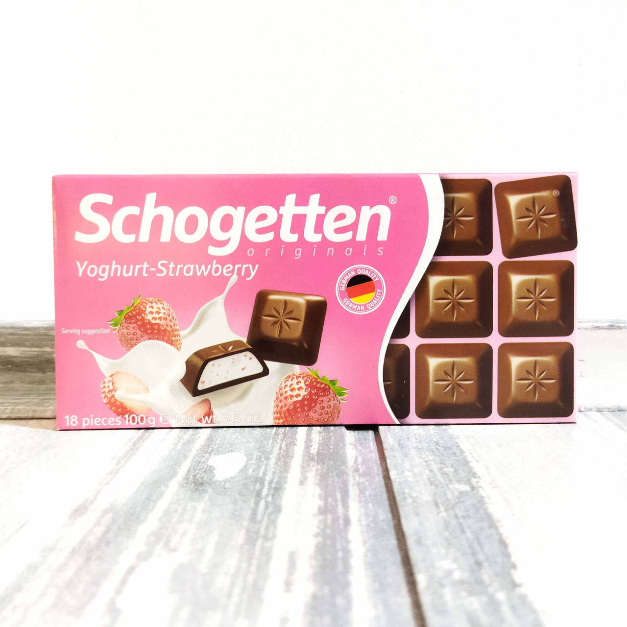

Молочный шоколад Schogetten клубничный йогурт