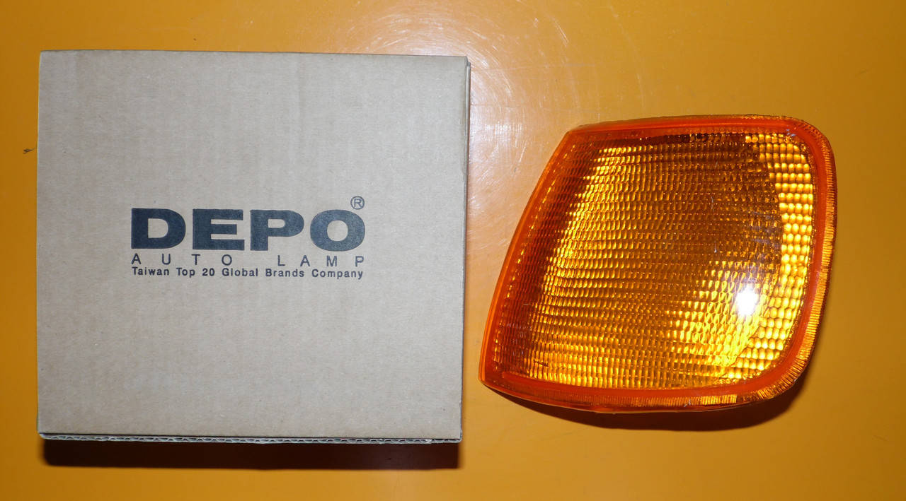 

Фонарь указателя поворота левый Depo 431-1502L-UE Ford sierra 1987-1993